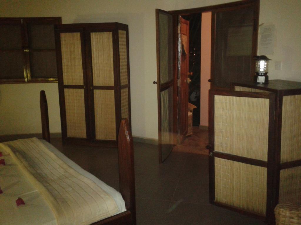 Mandinka Lodge Kololi Pokoj fotografie